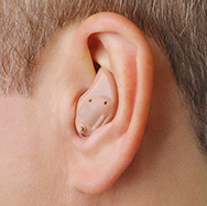 耳內式助聽器